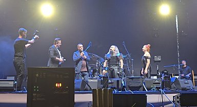 SORFEST'in ikinci gününde Hayko Cepkin fırtınası esti