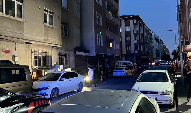 Sultangazi'de silahlı saldırıya uğrayan pazar esnafı ağır yaralandı