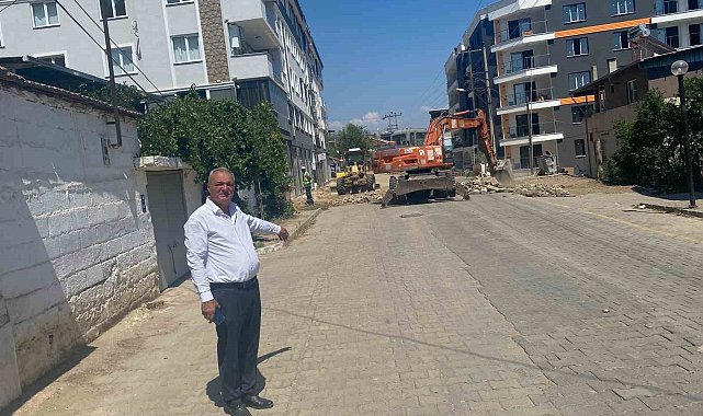 Sultanhisar'da 5 bin metrekarelik parke taşı çalışması sürüyor
