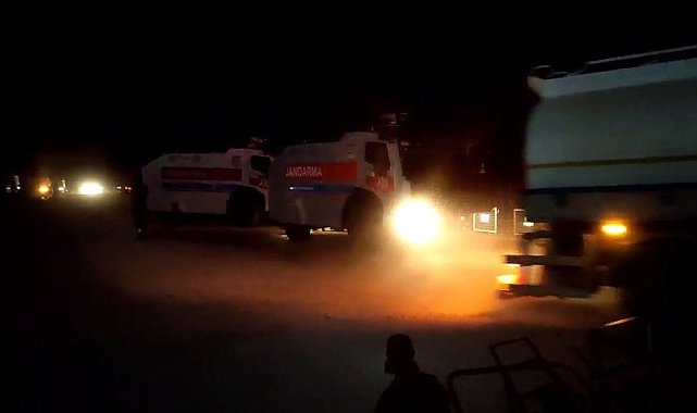 Suriye'de çıkan yangına müdahale için Türkiye'den araç ve personel sevkiyatı sürüyor