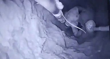 Suriye'de kuyuya düşen çocuk kurtarılarak tedavi için Şanlıurfa'ya getirildi