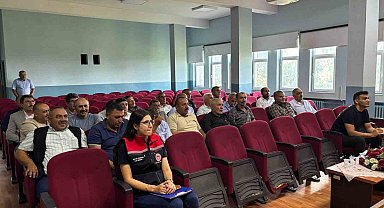 Susuz'da Mera Kanunu ve Köy Kanunu bilgilendirme toplantısı yapıldı
