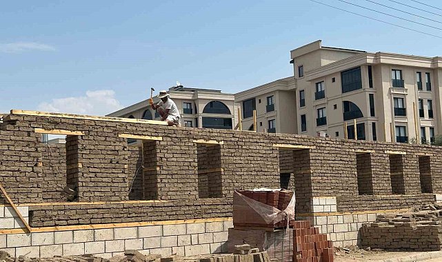 Tahir Paşa Konağı aslına uygun şekilde yeniden inşa ediliyor