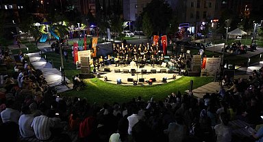 Talas'ta zafer coşkusu sanat müziği konseriyle zirve yaptı