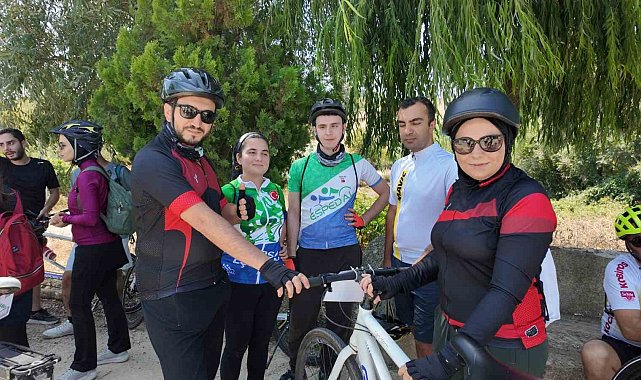 Tandem bisikletlerle umuda pedal çevirdiler