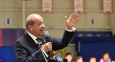 Tatar: "İki bayrakla, insanlık ve çağ dışı izolasyonlara meydan okuyacağız"