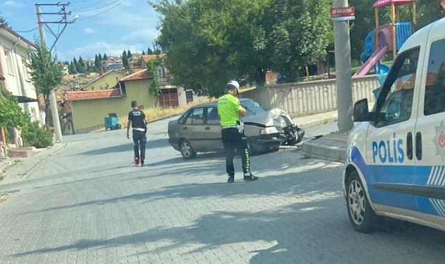 Tavşanlı'da trafik kazası: 2 yaralı