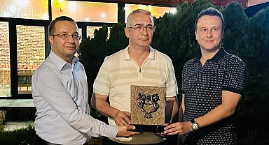 Tayini çıkan 14 yıllık kurucu başhekime veda programı