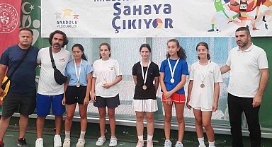 Teniste 10 altın madalya