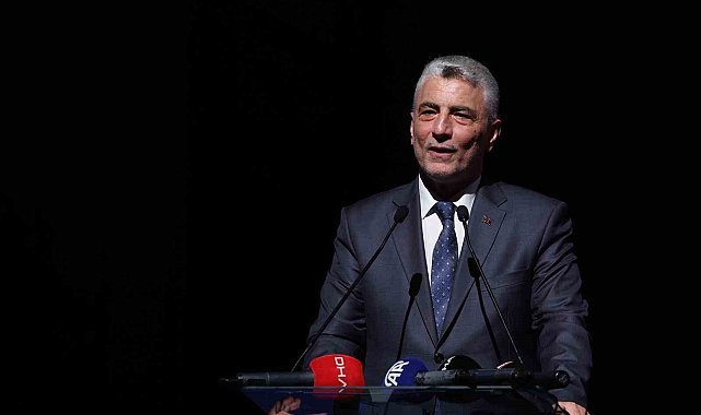 Ticaret Bakanı Bolat: "Yıl sonunda ihracatta 390 milyar doları aşacağız"