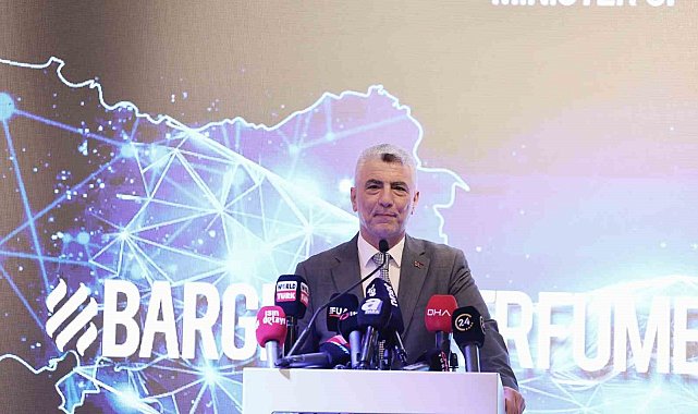 Ticaret Bakanı Ömer Bolat, 13. WCI Forumu'nda konuştu