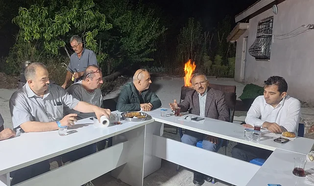 Tokat'ta siyasetçi ve gazeteciler 'İsli Demlik'te buluştu