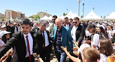 TÜGVA Yüksek İstişare Kurulu Üyesi Bilal Erdoğan, TÜGVA Yaz okulunu kapanış törenine katıldı
