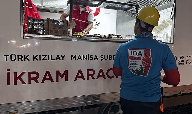 Türk Kızılay Manisa'dan deprem ve yangın bölgelerine destek