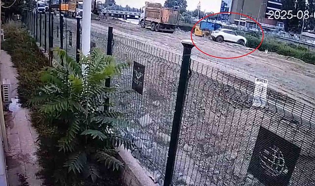 Üç kişi ölümden dönmüştü: SUV aracın ırmağa düştüğü anlar güvenlik kamerasında