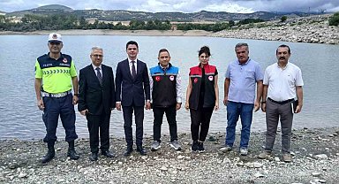 Uluköy Barajı'na 25 bin aynalı sazan bırakıldı