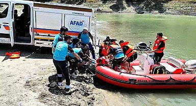 UMKE ve AFAD'dan nefes kesen suda boğulma tatbikatı