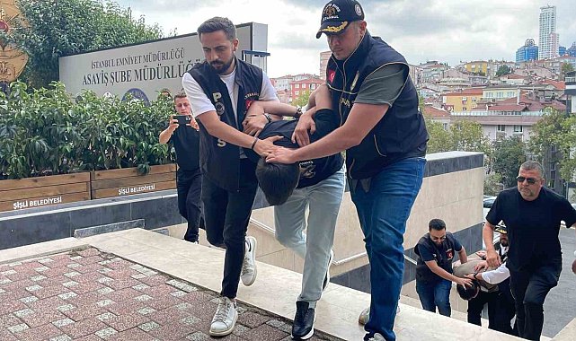 Ümraniye'de boğazı satırla kesilerek öldürülen kadının son görüntüleri ortaya çıktı