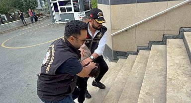 Ümraniye'de karısının boğazını keserek öldüren saldırgan emniyete getirildi