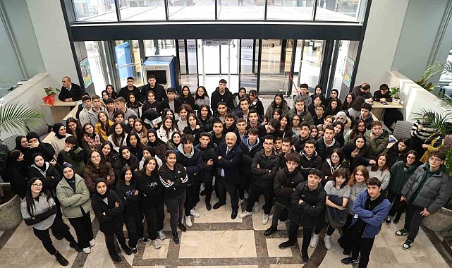 Üniversiteye giren gençlere 10 bin TL destek