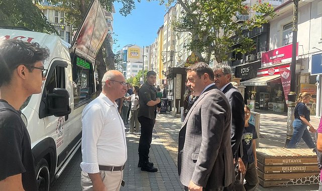 Vali Musa Işın, Sevgi Yolu'nda esnaf ve vatandaşlarla buluştu