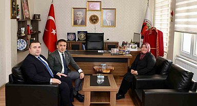 Vali Sözer İnhisar 'da kaymakamlık ve belediye ile iş birliği mesajı