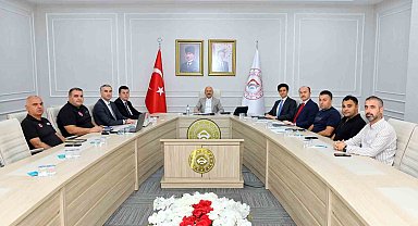 Vali yardımcıları değerlendirme toplantısı yapıldı