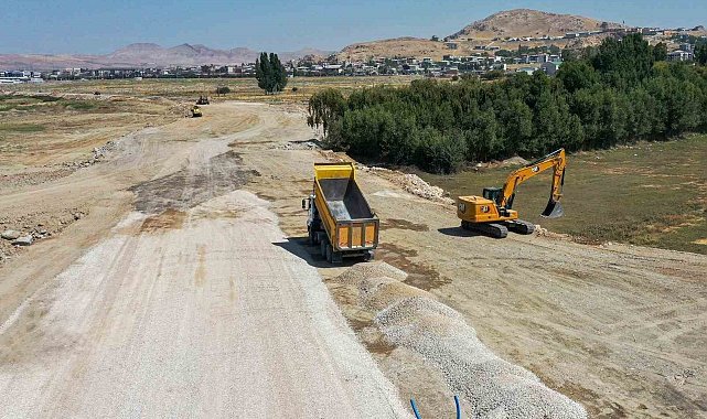 Van Gölü Sahil Yolu'nda sona gelindi