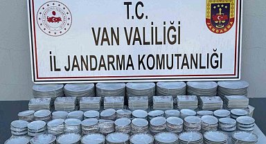 Van'da çok sayıda gümrük kaçağı malzeme ele geçirildi