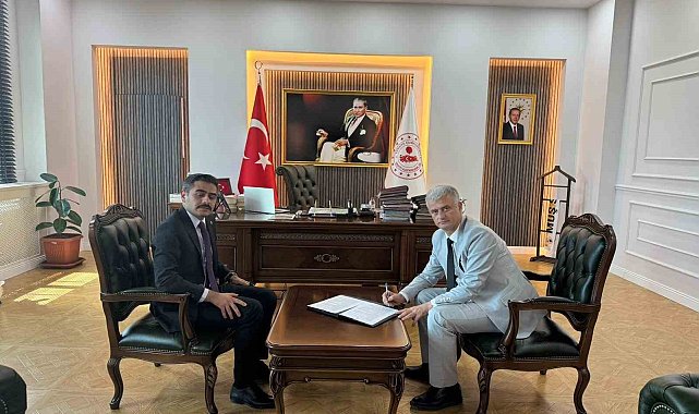 Varto'da 200 kişilik yurt için imzalar atıldı