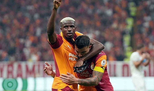 Victor Osimhen'den bu sezon 2. gol sevinci