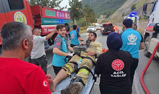 Yangın bölgesinde yaralanan 2 işçi hastaneye kaldırıldı