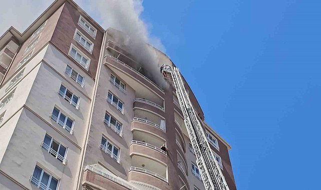 Yangında can pazarı: Mahsur kalanlar kurtarılmaya çalışılıyor