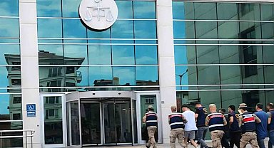 Yaşlı adamın evini kundaklayan 3 şüpheli tutuklandı