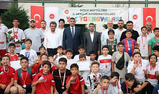 Yaz Kur'an Kursları futbol turnuvası sona erdi