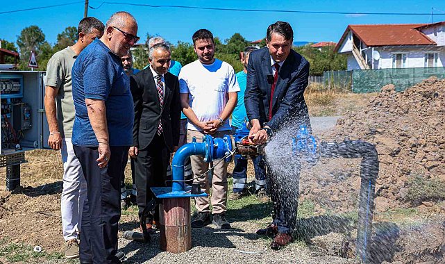 Yeni kaynak ile Hendek'in iki mahallesine 132 metre derinlikten kaliteli içme suyu