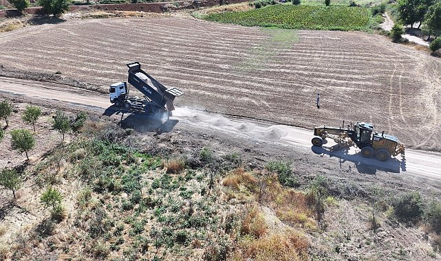 Yeşilyurt'ta kırsal yollar sathi asfaltla buluşuyor