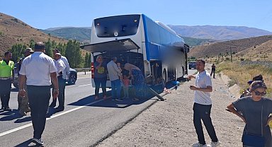 Yolcu otobüsünün dinlenme kabininden yola savrulan ikinci şoför öldü