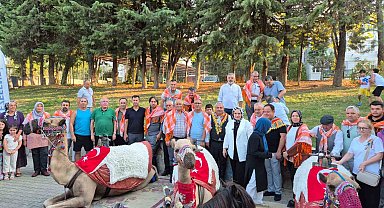 Yörüklerin develerde göçü Denizli'de canlandırıldı