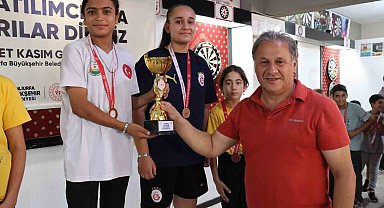 Zafer Bayramı Dart Turnuvasında ödüller sahiplerini buldu
