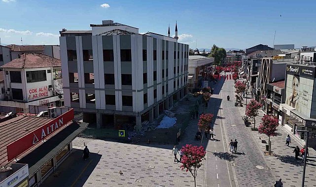 Zincirlikuyu iş merkezi ve kütüphanesi inşaatı tüm hızıyla sürüyor