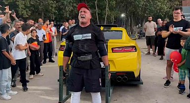 1 ton 700 kilogramlık lüks aracı kaldırdılar