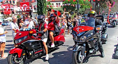 10. Uluslararası Goldwing Treffen Çeşme'de rekor katılımla gerçekleşti