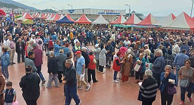 2. Çınarcık Hamsi Festivali'nde 4 ton balık ikram edildi