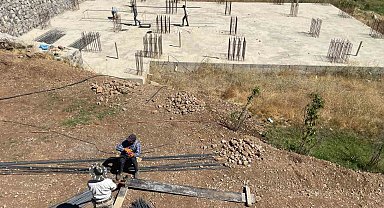 3 yıl önce temeli atılan cami tamamlanamadı, köylüler yardım çağrısında bulundu