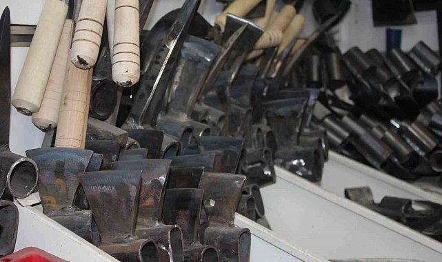32 yıldır çeliğe şekil veriyor
