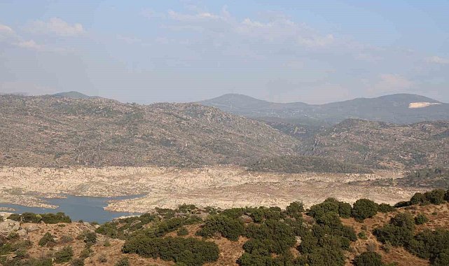 350 milyon metreküp depolama hacmine sahip Adnan Menderes Barajı, kuruma noktasına geldi