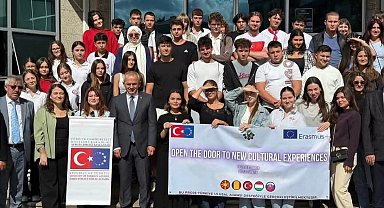 38 yabancı genç Akçakoca'da bir araya geldi