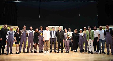 'Japon Kuklası' Keçiören'de sahne aldı