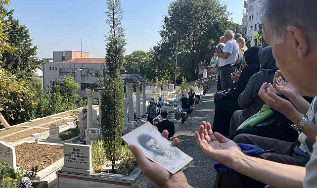 'Sanat Güneşi' vefatının 29'uncu yılında mezarı başında anıldı